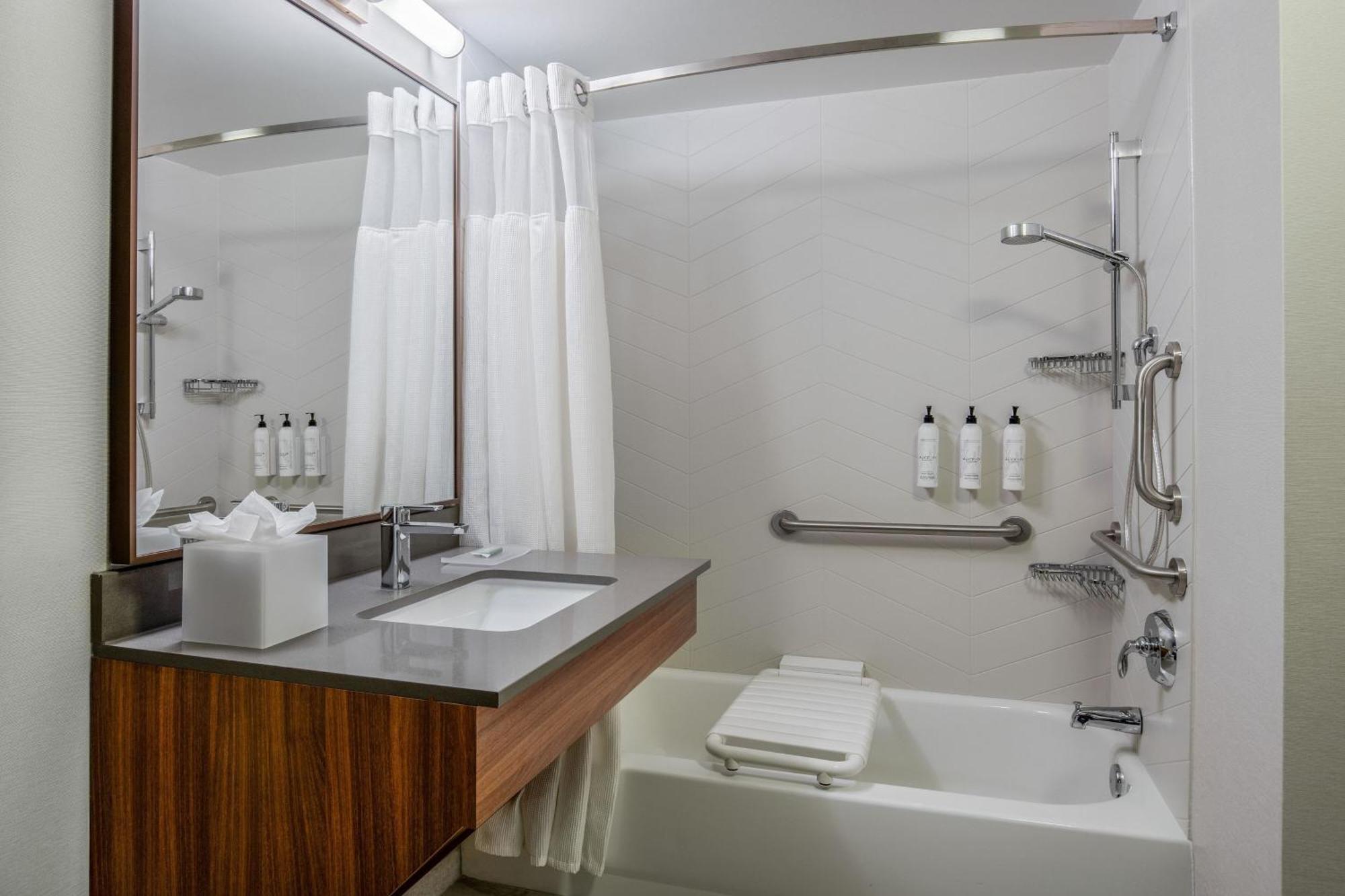 Fairfield Inn & Suites By Marriott Brunswick Freeport Ngoại thất bức ảnh