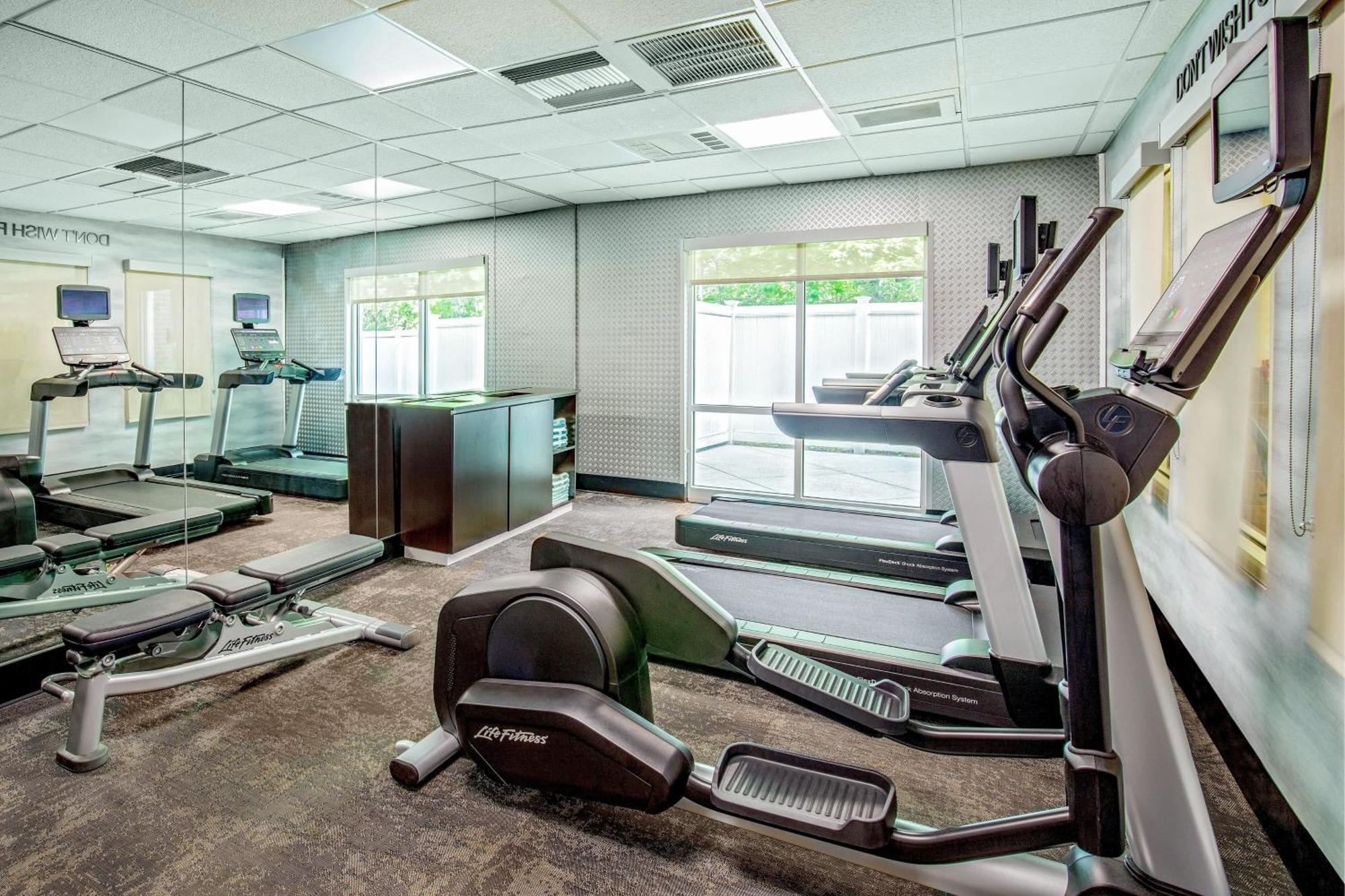 Fairfield Inn & Suites By Marriott Brunswick Freeport Ngoại thất bức ảnh