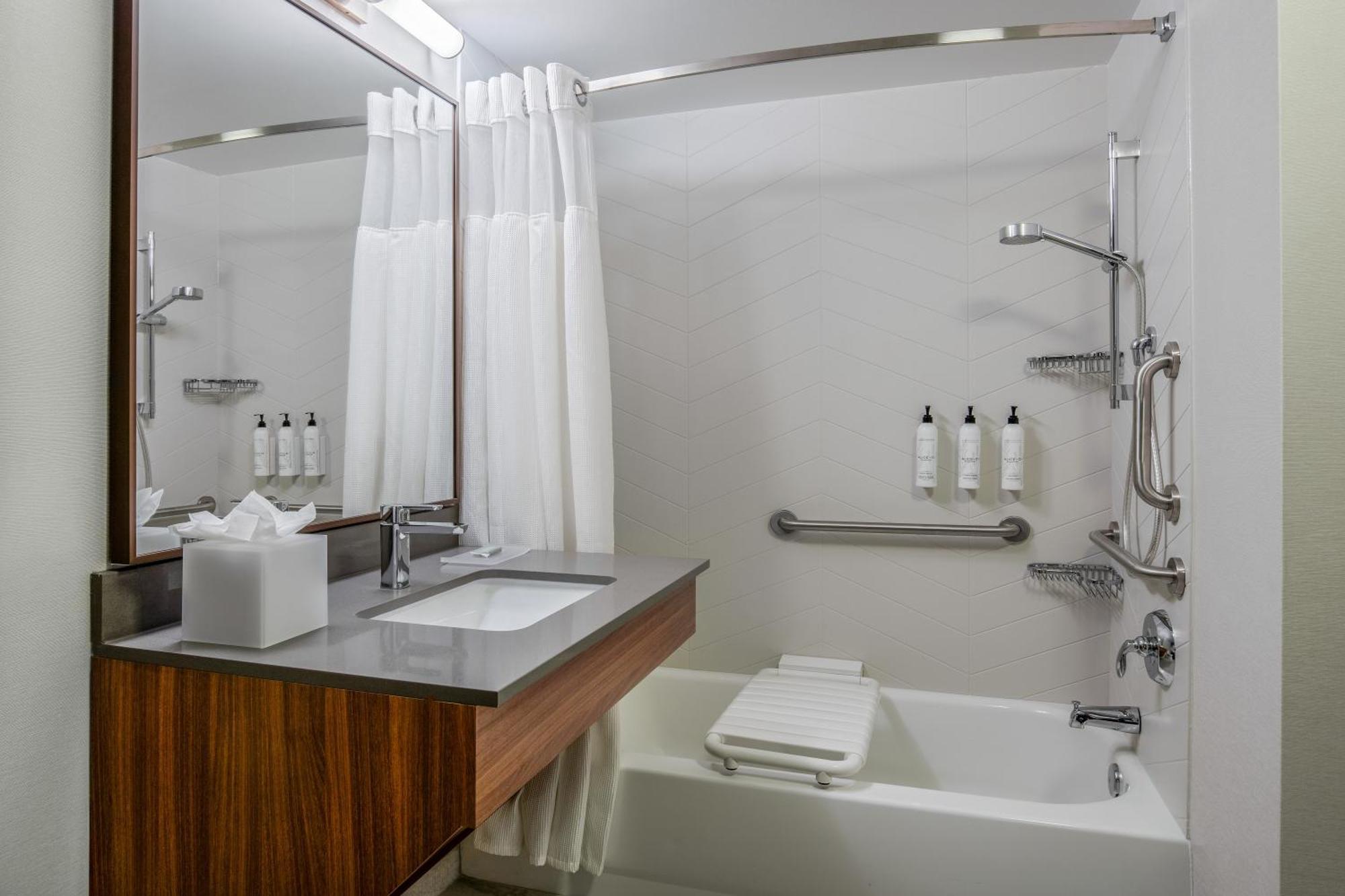 Fairfield Inn & Suites By Marriott Brunswick Freeport Ngoại thất bức ảnh