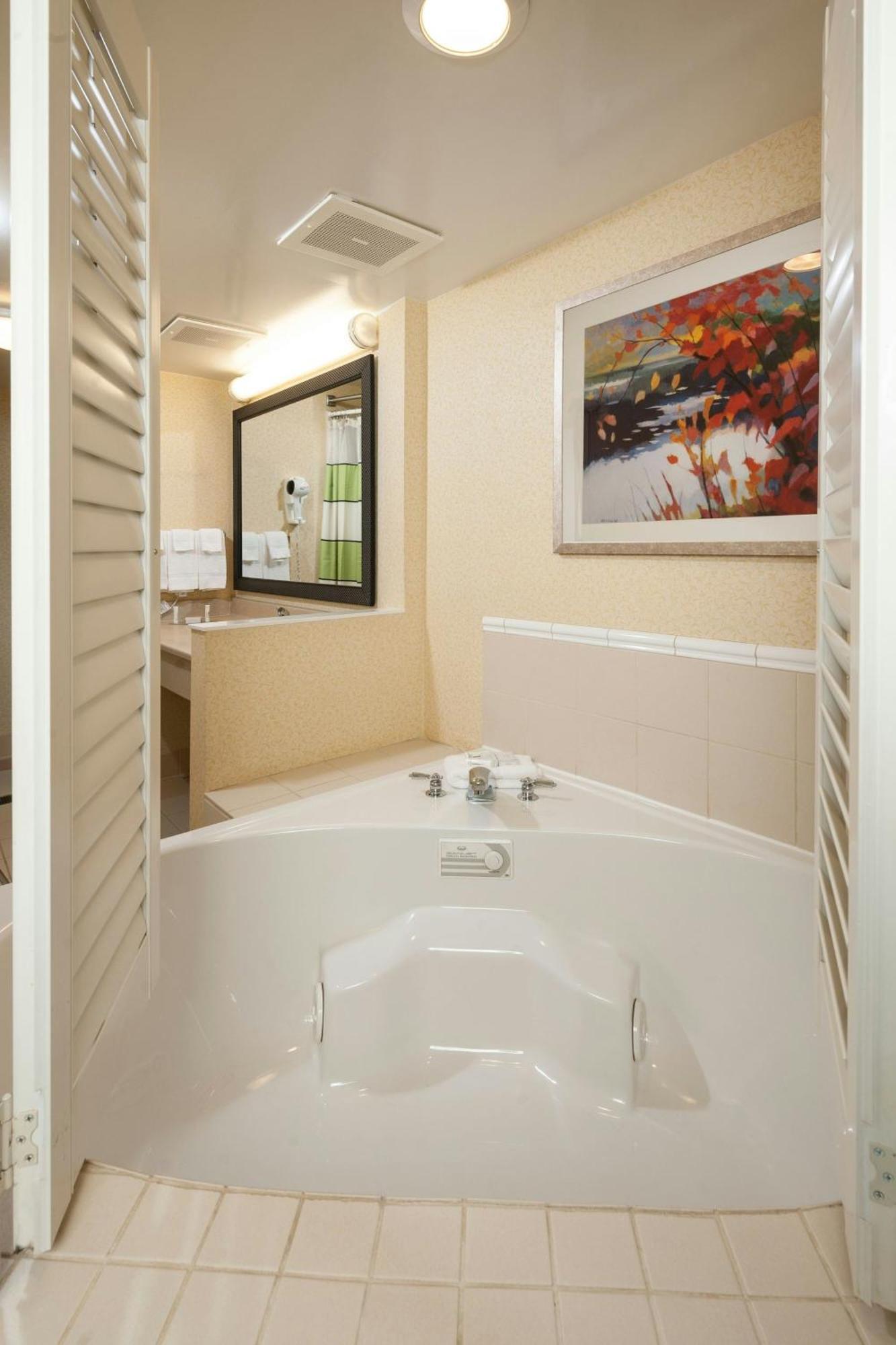 Fairfield Inn & Suites By Marriott Brunswick Freeport Ngoại thất bức ảnh